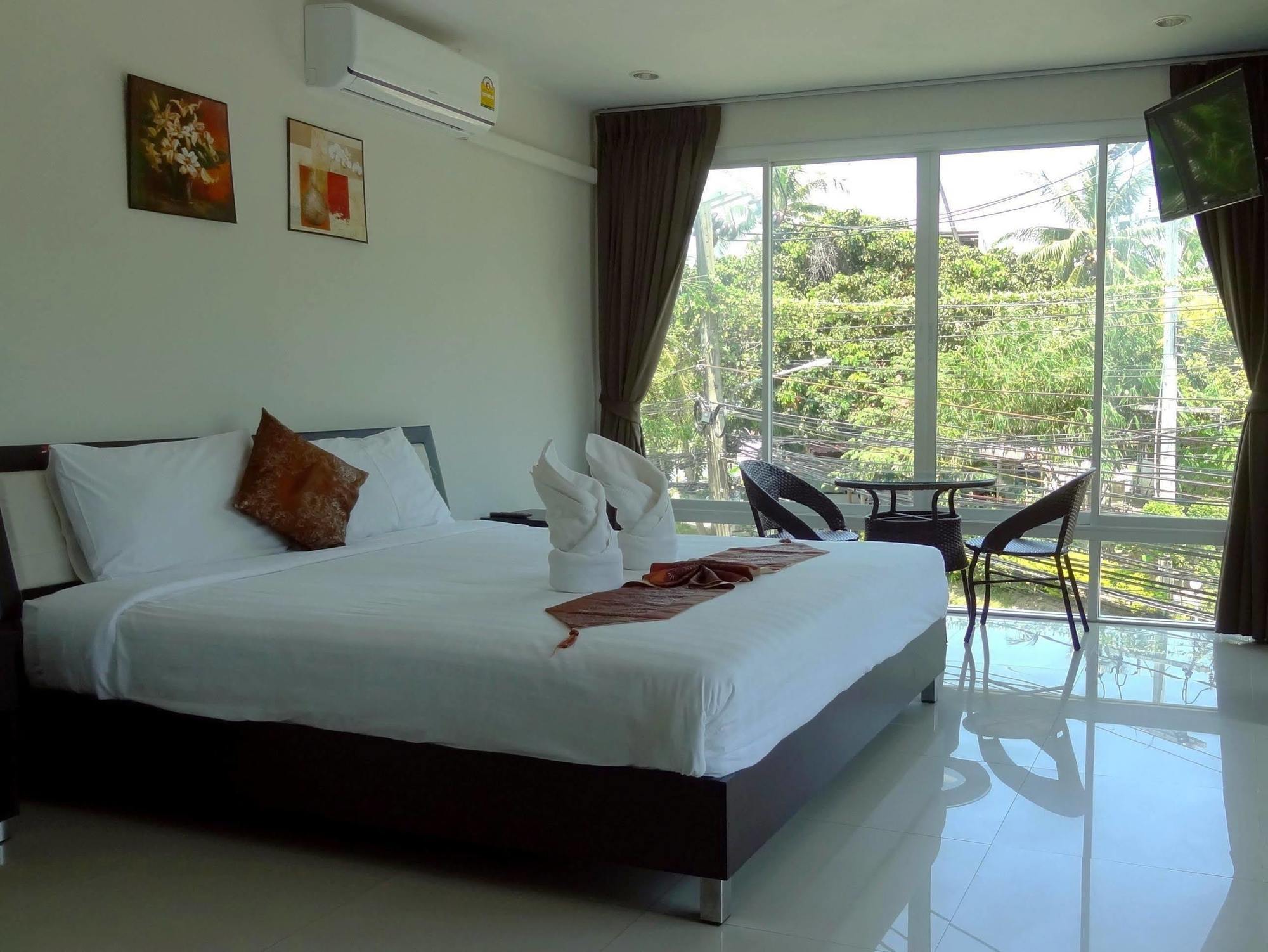 But Different Phuket Boutique Hotel Nai Harn Exteriér fotografie