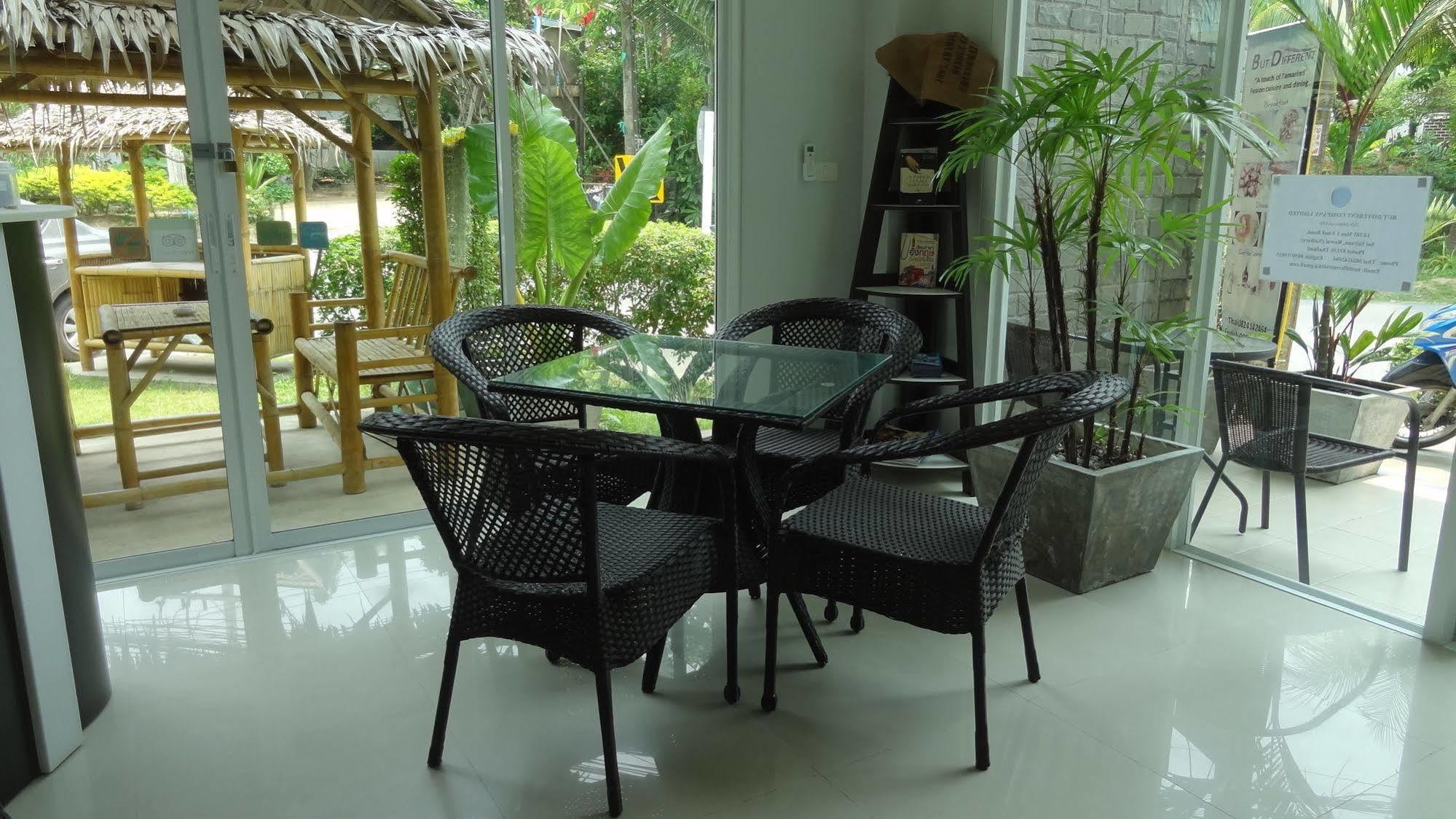 But Different Phuket Boutique Hotel Nai Harn Exteriér fotografie